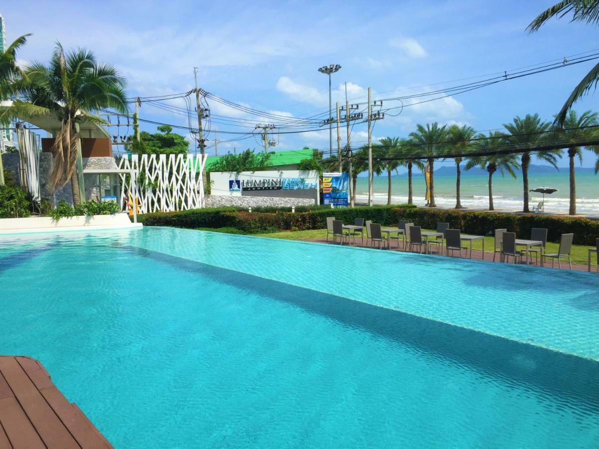 Cosy Lumpini Beachfront One Bedroom Jomtein Praia de Jomtien Exterior foto